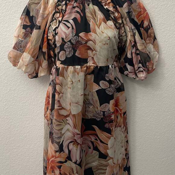 Entro Charcoal Floral Puff Sleeve Mini Dress Size L - Picture 2 of 2